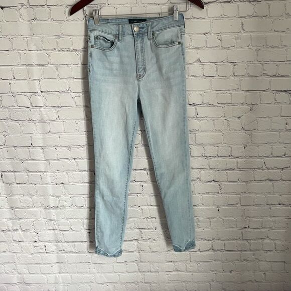 Aeropostale Light Wash High Rise Skinny Jeans Sz 2 - Picture 2 of 9